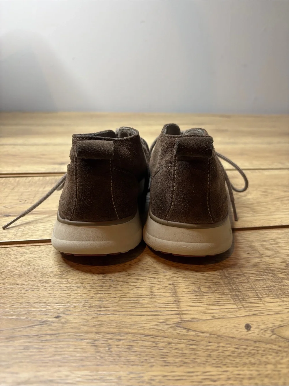 Women’s Eddie Bauer Cloudline Brown Suede Stylish Casual Lace-Up Shoes Size 9